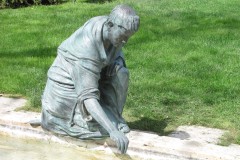 1980-01-01_00-00-47-2