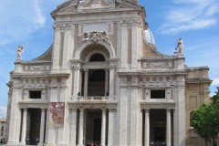 1980-01-01_00-05-23-2